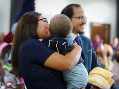Suman 61 familias beneficiadas con adopciones en el DIF Hidalgo
