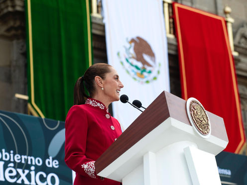 Encabeza Claudia Sheinbaum el Desfile Cívico Militar en el Zócalo