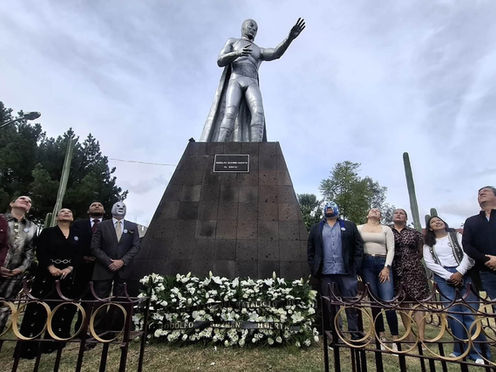 Rinde Tulancingo homenaje a El Santo con exposición y Noche de Museos
