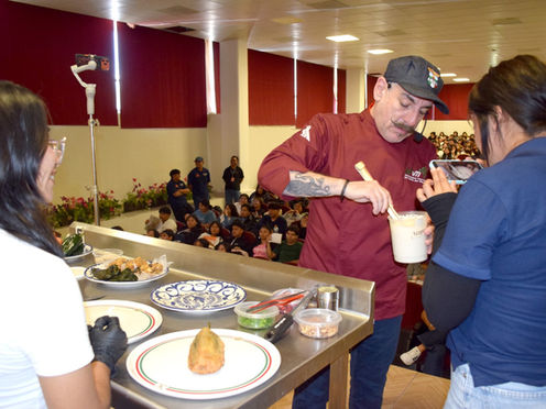 Estudiantes de la UTVM participan en Master Class de Gastronomía