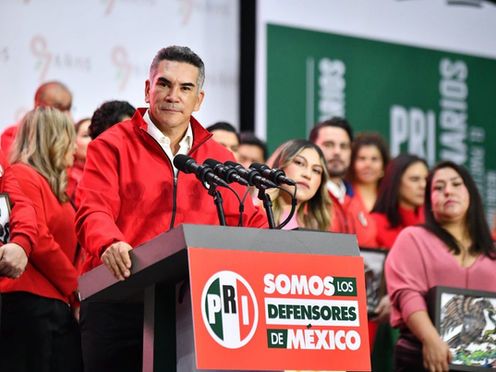 Voceros del PRI ofreciendo una rueda de prensa sobre los riesgos de seguridad en la renegociación del T-MEC