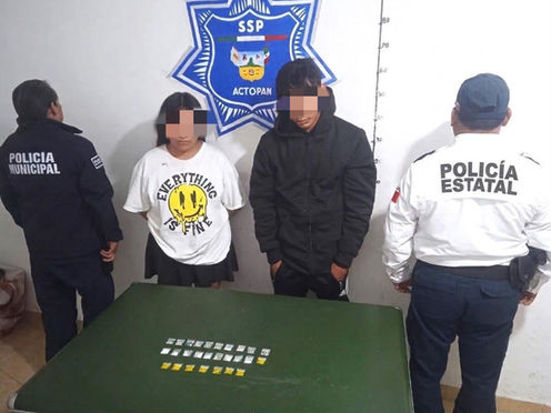 Detiene Policía de Actopan a dos personas con dosis de cristal