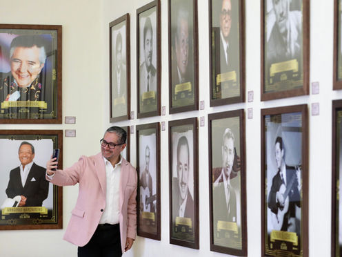 Inauguran la exposición El rostro del autor en la UAEH