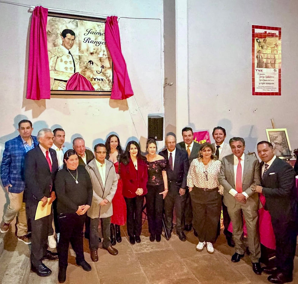 Viste de tradición la Vicente Segura con el Segundo Pregón Taurino