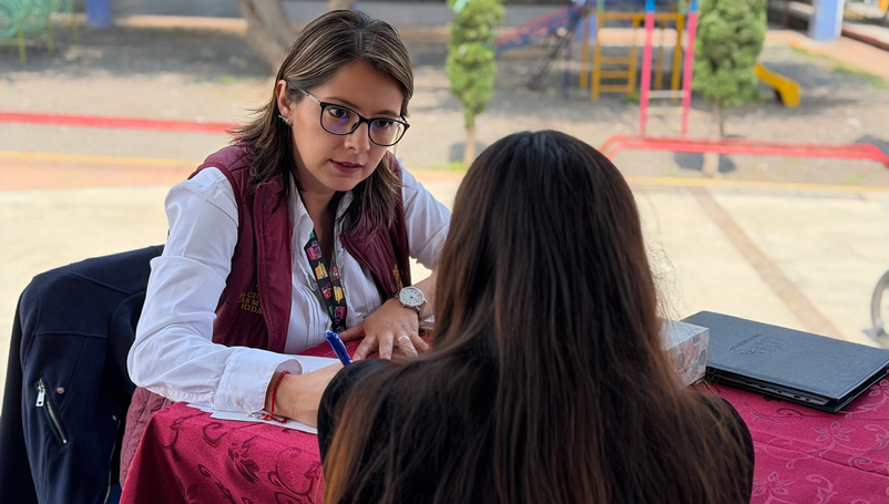 Llevan jornada médica y legal de La Ciudad de las Mujeres a Atitalaquia