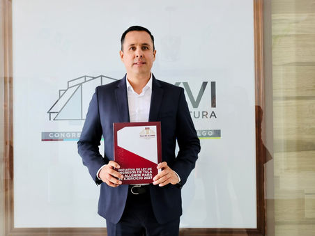 Entrega Cristhian Martínez Ley de Ingresos de Tula 2027 ante Congreso