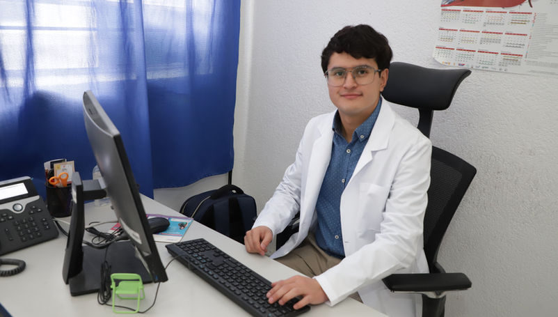 Alerta médico de la UAEH sobre riesgos de la hepatitis B