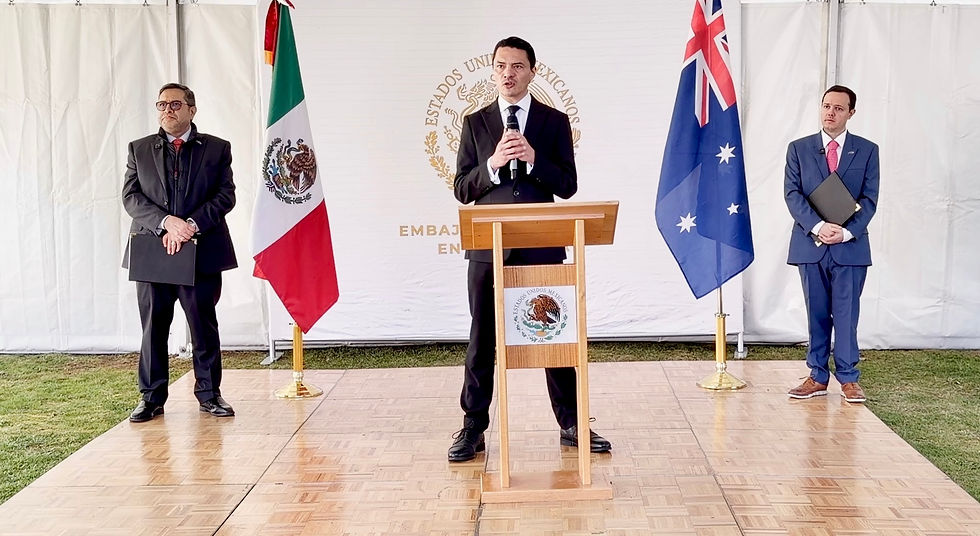 Otorgan Reconocimiento Mexicanos Distinguidos a Luis Mijangos