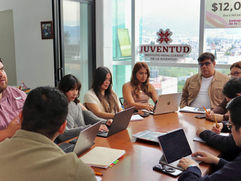 Servidores públicos municipales en una capacitación enfocada en el desarrollo de las juventudes hidalguenses.