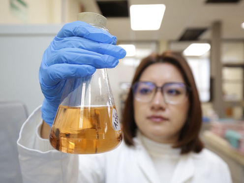 Alumna de la UAEH crea bebida que previene el cáncer de colon