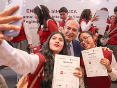 Certificación de inglés impulsa el futuro de 22 mil estudiantes en Hidalgo