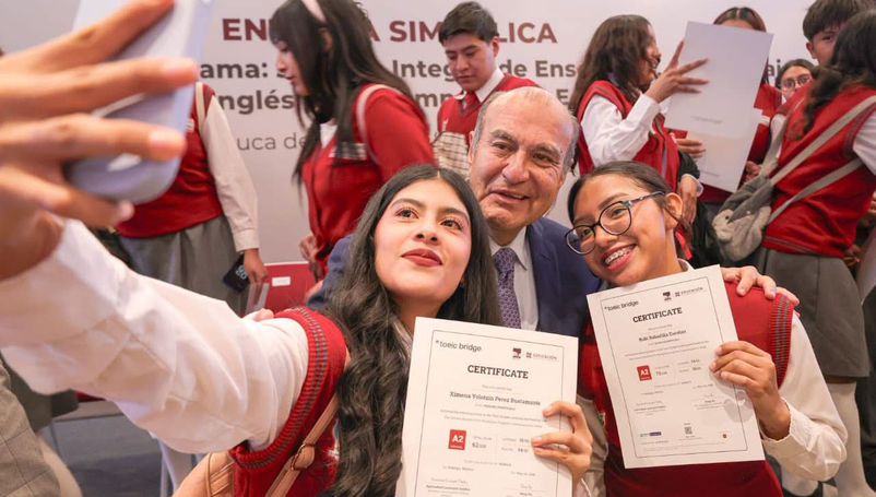 Certificación de inglés impulsa el futuro de 22 mil estudiantes en Hidalgo