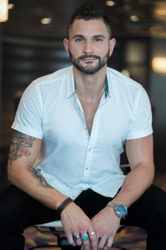Dustin Weiss