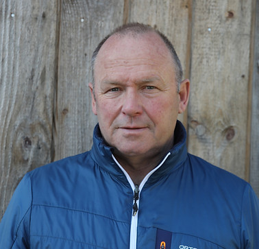 FM Magazin Porträt Andreas Aebi (002)_edited.jpg