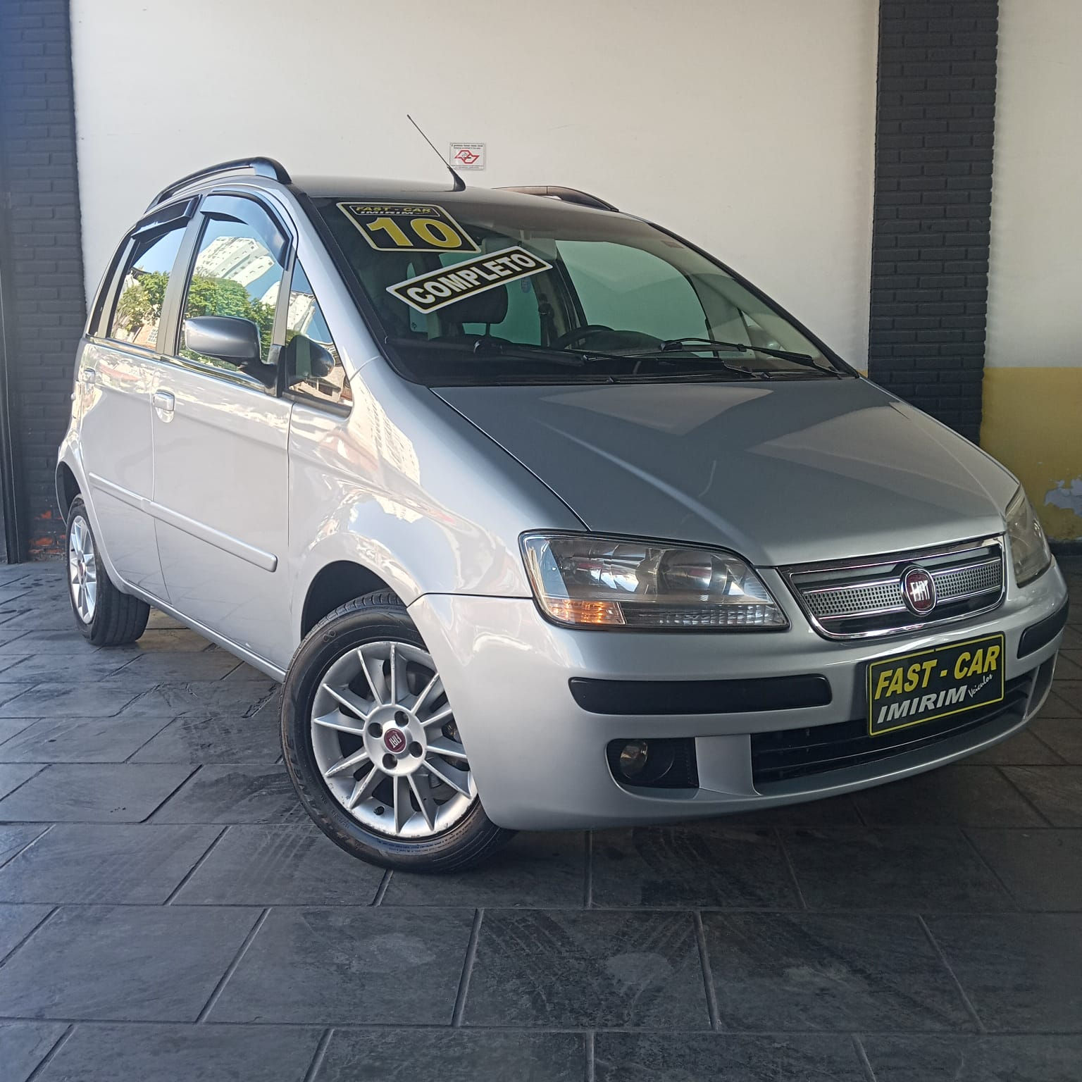 FIAT IDEA 1.8 ELX 8V FLEX 4P MANUAL - 2009/2010