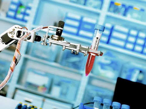 Robotic Lab Assistant