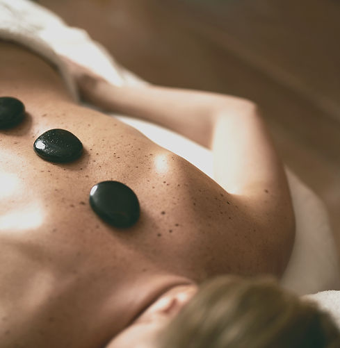 Hot Stones Massage_edited_edited_edited.jpg