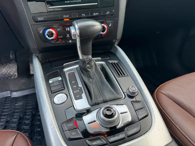 Thumbnail: 2016 Audi Q5/SQ5 3.0T Technik Quattro AWD