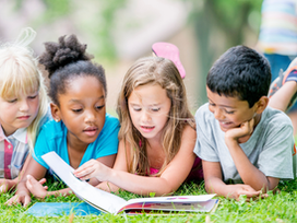 ¿Qué habilidades debería desarrollar un niño o niña antes de aprender a leer?