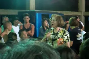 Teresa Morin speaks at tn evangelistic event in Philippines