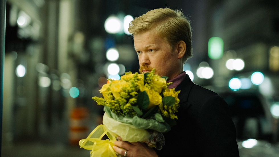 Jesse Plemons em Kinds of Kindness.