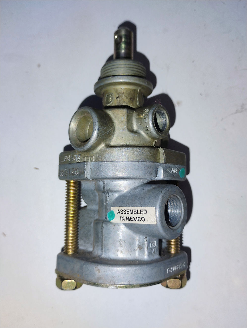 Thumbnail: Bendix T-293514 Trailer Brake Supply Valve