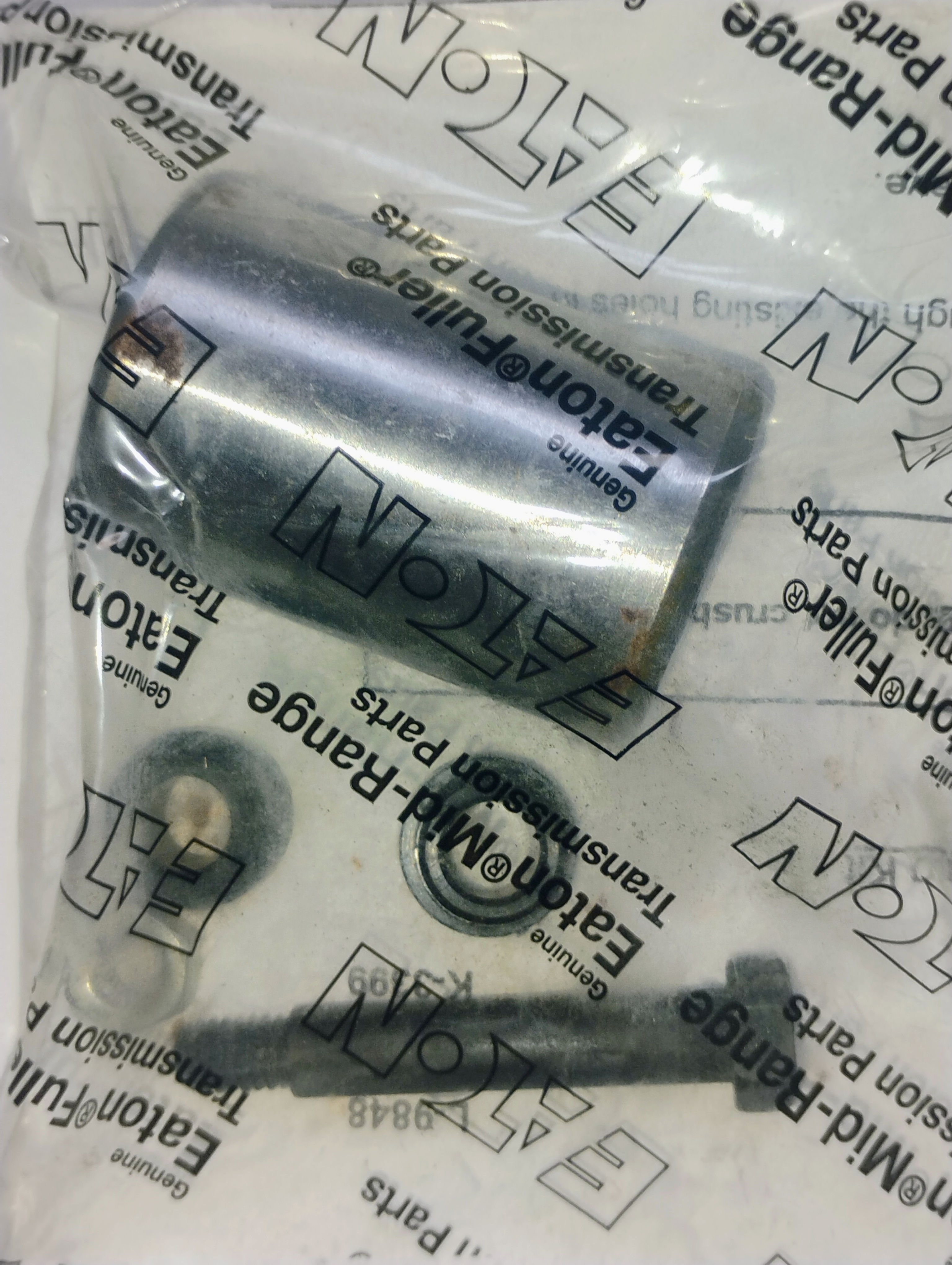 Eaton K-3399 Isolator Bushing Kit