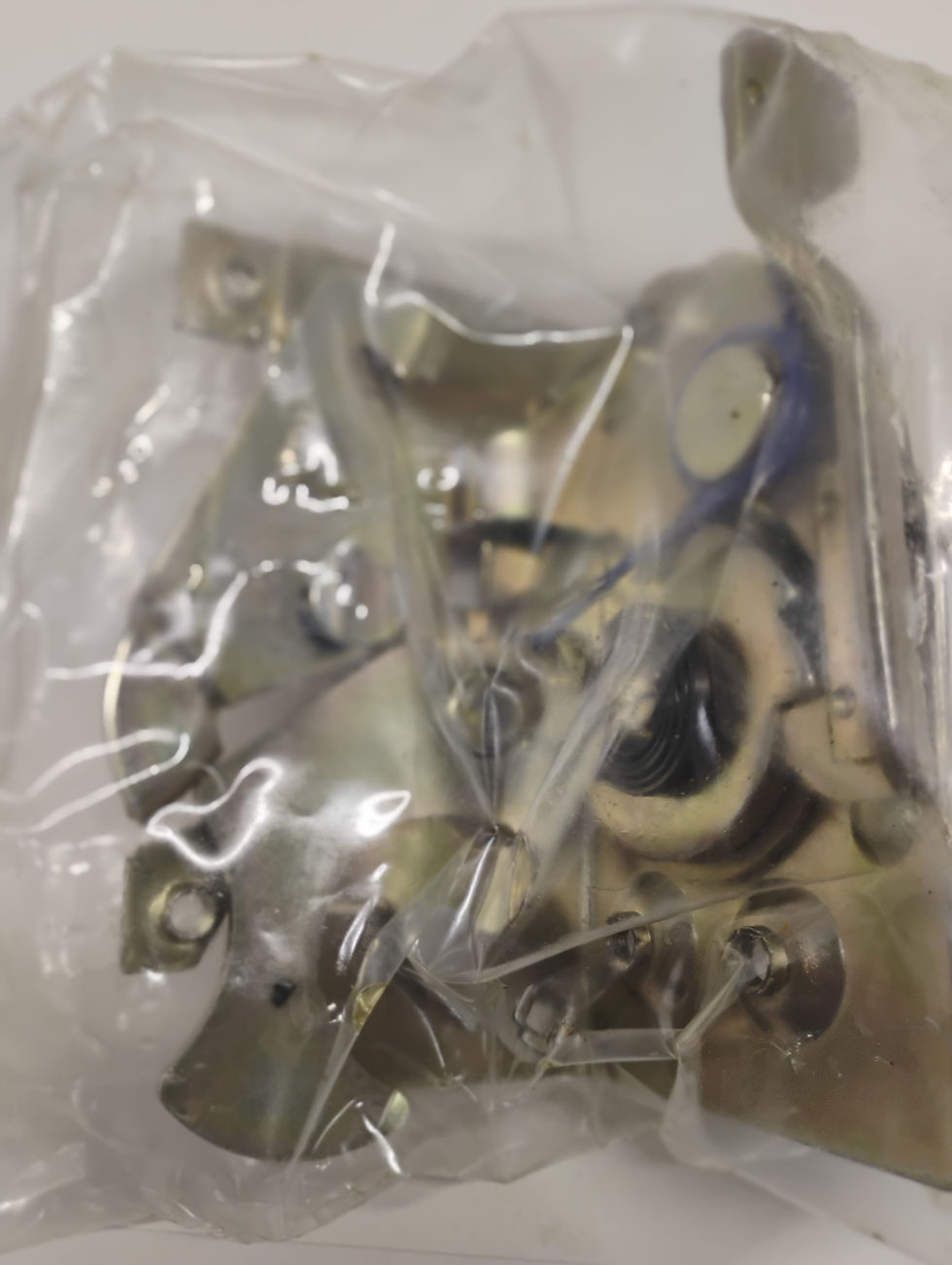 Mack 25624526 Left-handed Hood Latch