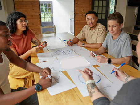 Qu'est-ce qu'un groupe de pair-es Inspire ?