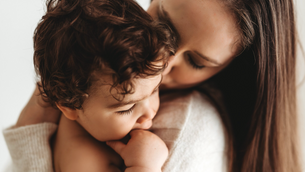 Introducing solids: Real mums weaning stories, Notes on Motherhood