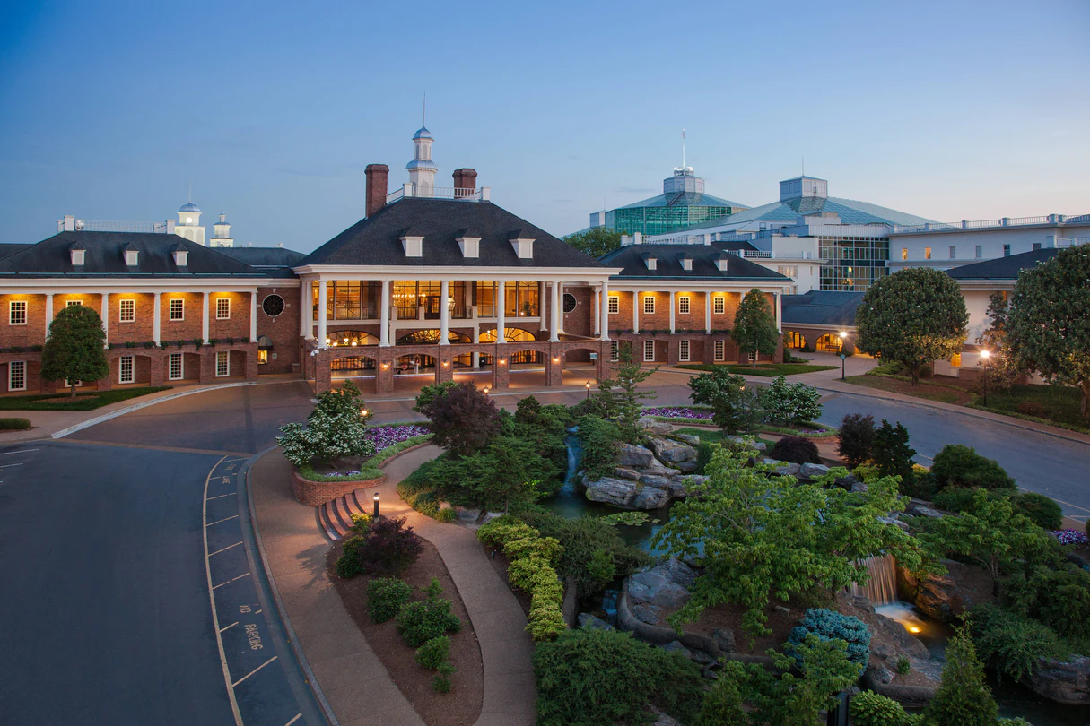 bnago-entrance-0001-hor-clsc.jpg.webp