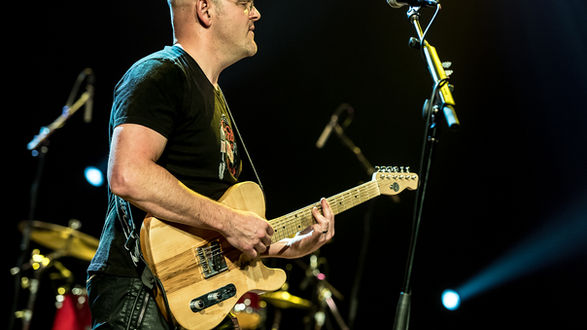 Renegade band - pubs, corporate events, weddings, Vancouver, Surrey, Langley