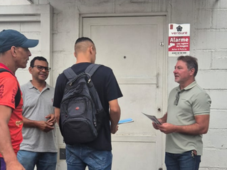 Dirigentes visitam trabalhadores da Pamfis 