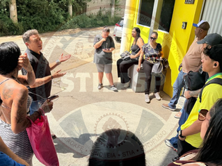 Dirigentes visitam trabalhadores da Milho de Ouro