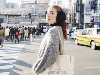 【MODERN TIMES FRIENDS AND FAMILY】