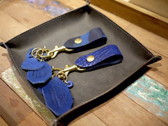 【ROBERU FOR MODERN TIMES ITALY LEATHER KEY HOLDER】