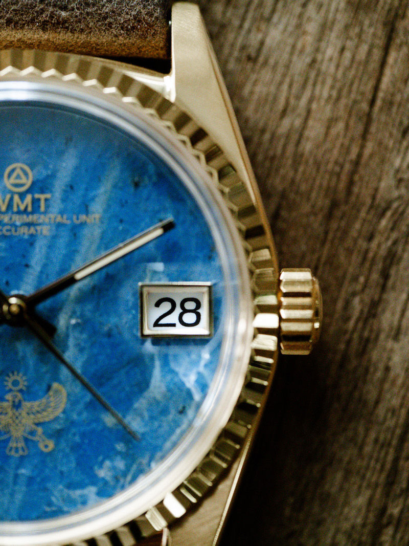 Thumbnail: WMT Cabochon – Blue Labradorite Stone / Falcon / Gold Plating Edition