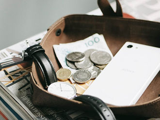 【PERFECT TRAVEL COMPANION · ANCHOR BRIDGE HUNTSMAN LEATHER TRAVEL TRAY】