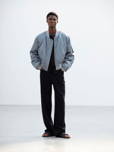 AURALEE HIGH DENSITY SILK TWILL FLIGHT BLOUSON | Modern Times Store