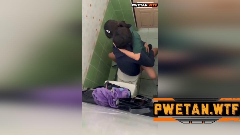 Naglampungan Sa Banyo Sina Carlo At Joyce