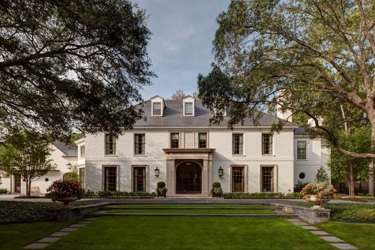 Classic and timeless residential home design facade.
