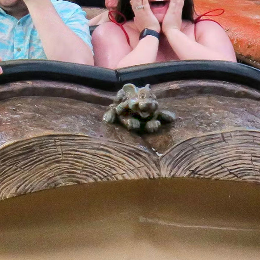 Thumbnail: Splash Mountain Limited Edition Log Topper Replica