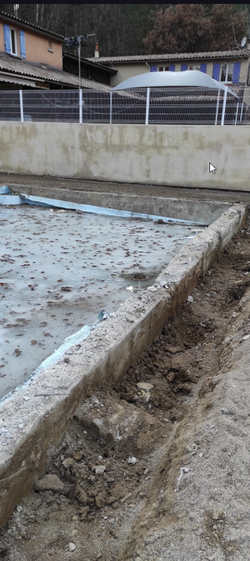 La rénovation des deux piscines du camping la pinède Die-2