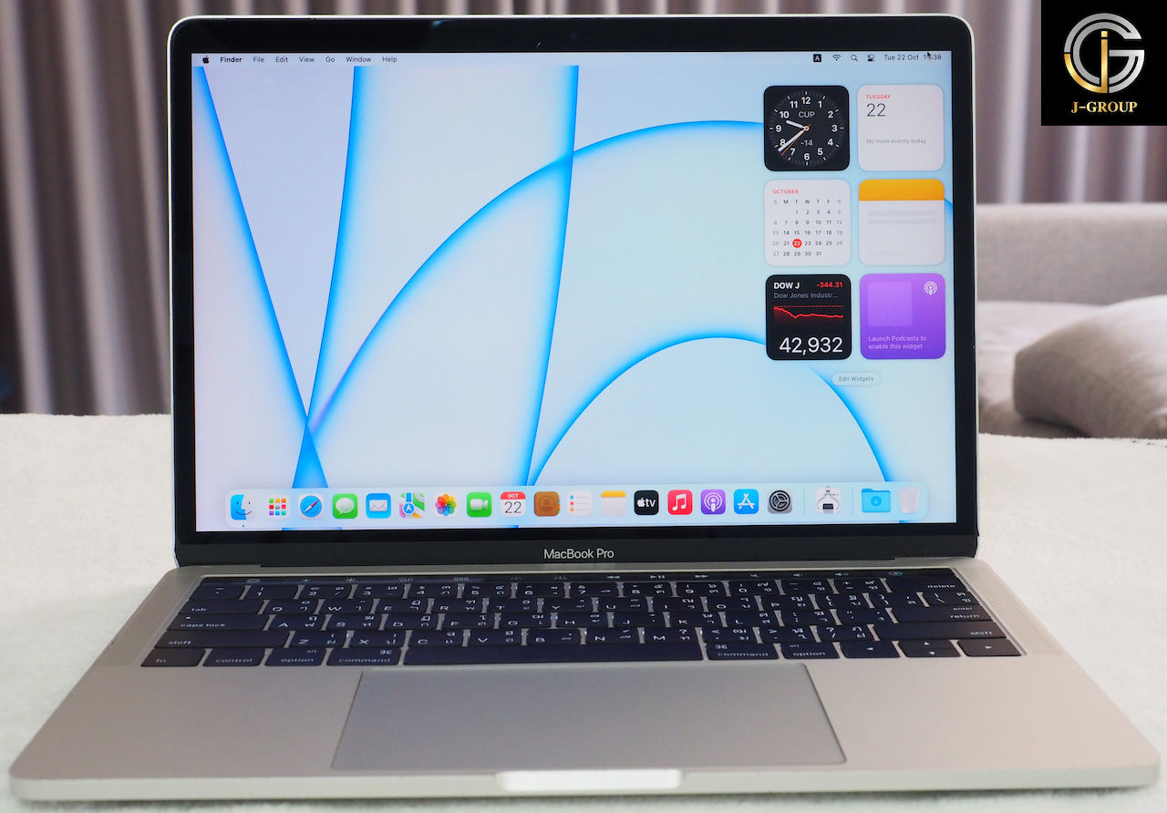 MacBook Pro 13" Touch Bar Core i5 2.9GHz. SSD 256GB. 2016 รหัสสินค้า : 2410