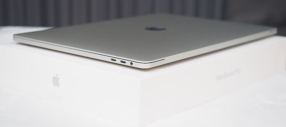 Thumbnail: MacBook Pro 15" Touch Bar Core i9 2.3 GHz. 8-Core 2019 รหัสสินค้า : 0202