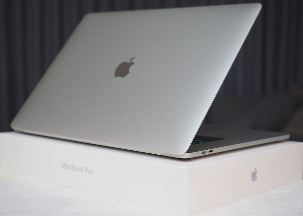 Thumbnail: MacBook Pro 15" Touch Bar Core i9 2.3 GHz. 8-Core 2019 รหัสสินค้า : 0202