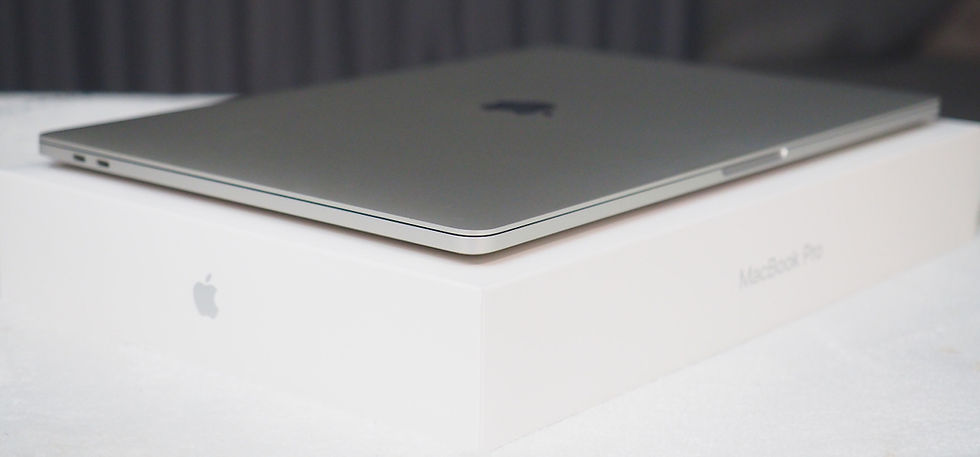 Thumbnail: MacBook Pro 15" Touch Bar Core i9 2.3 GHz. 8-Core 2019 รหัสสินค้า : 0202