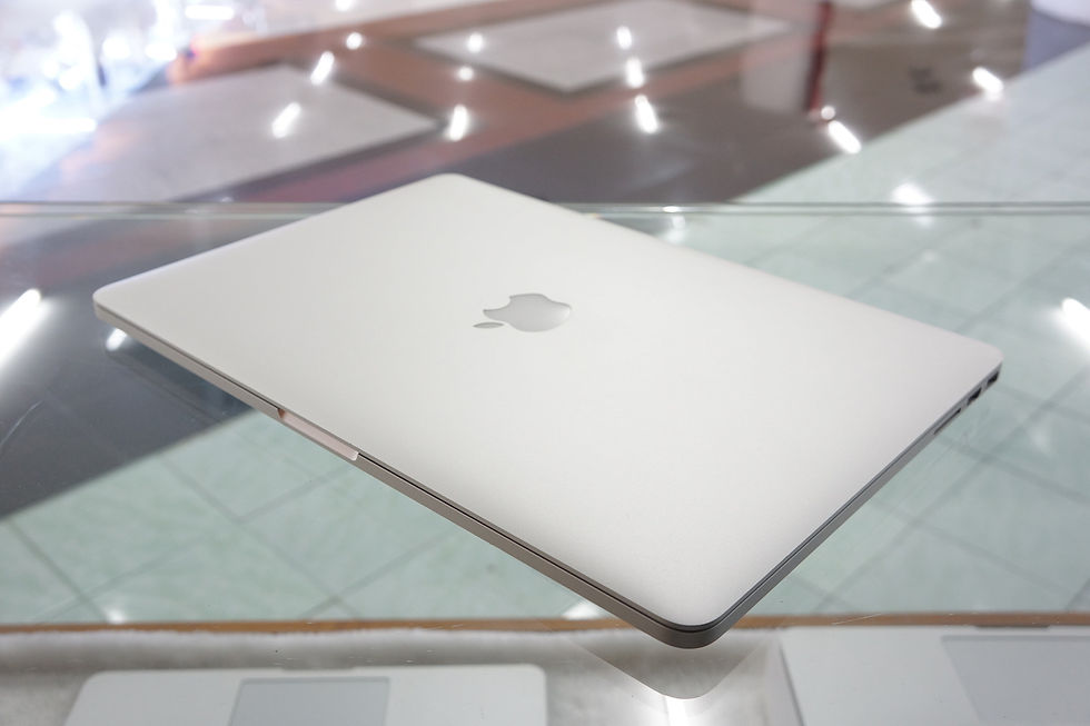 ภาพขนาดย่อ: MacBook Pro 15-inch Retina Core i7 2.5 GHz. Mid 2015