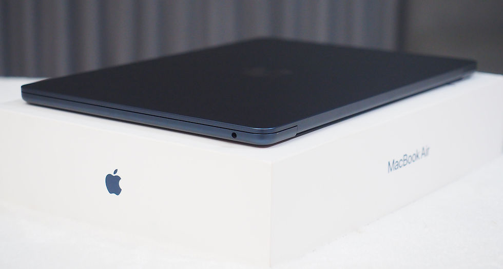 Thumbnail: MacBook Air M2 2022 ประกันศูนย์ Like NEW รหัสสินค้า : 1901