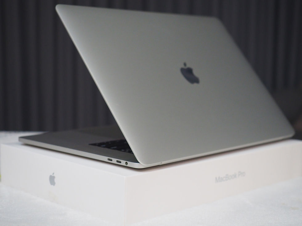 Thumbnail: MacBook Pro 15" Touch Bar Core i9 2.3 GHz. 8-Core 2019 รหัสสินค้า : 0202